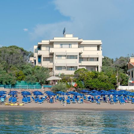 Hotel Villa Lo Scoglietto San Vincenzo Eksteriør bilde